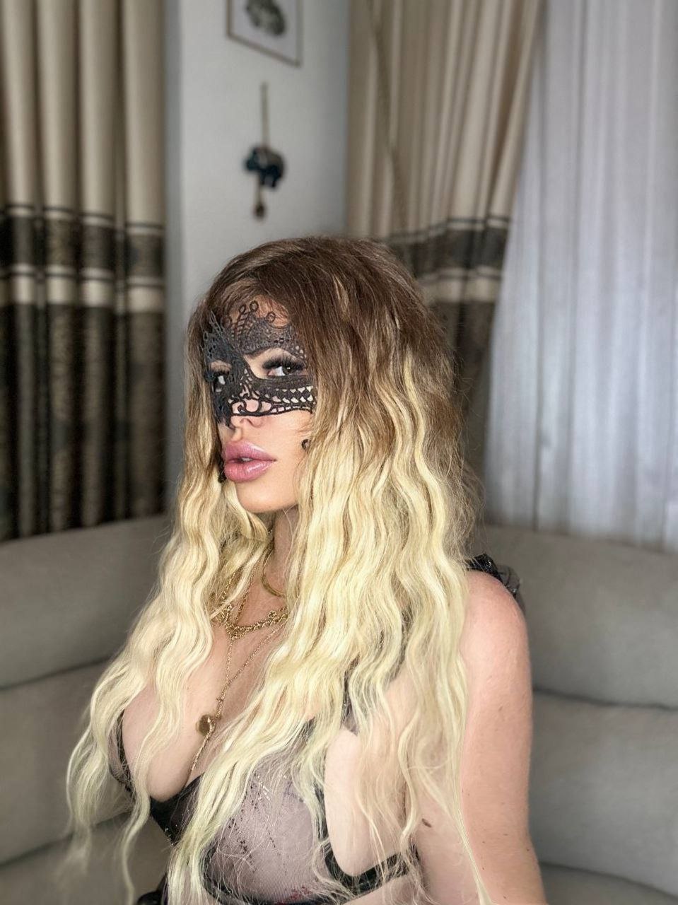 Adana Gerçek Resimli Seksi Sarışın Elit Escort HANDE - Image 59