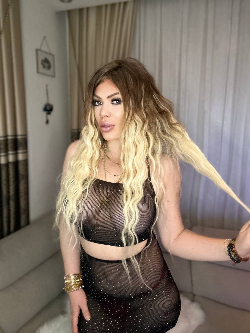 Adana Gerçek Resimli Seksi Sarışın Elit Escort HANDE - Image 47